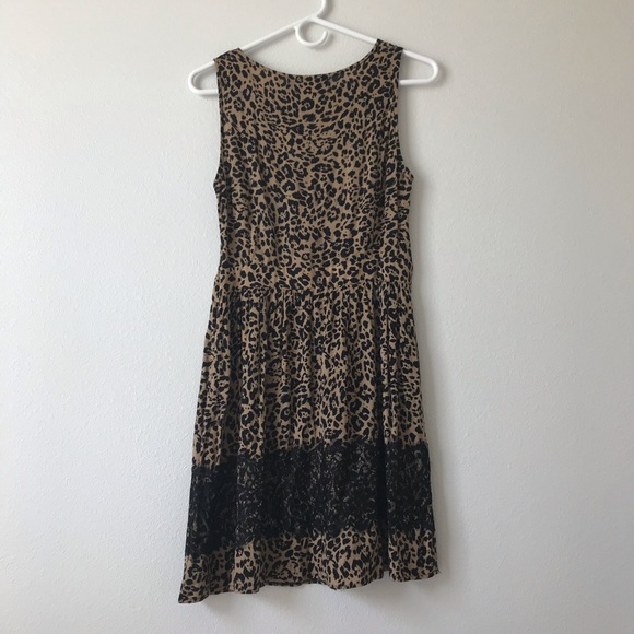 DRESS BUNDLE ✨ Leopard/Lace Dress - Picture 3 of 3
